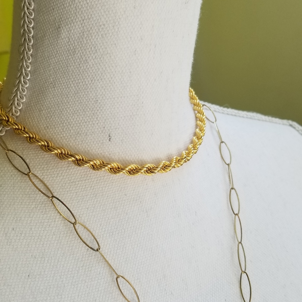 Les Bernard gold chain
